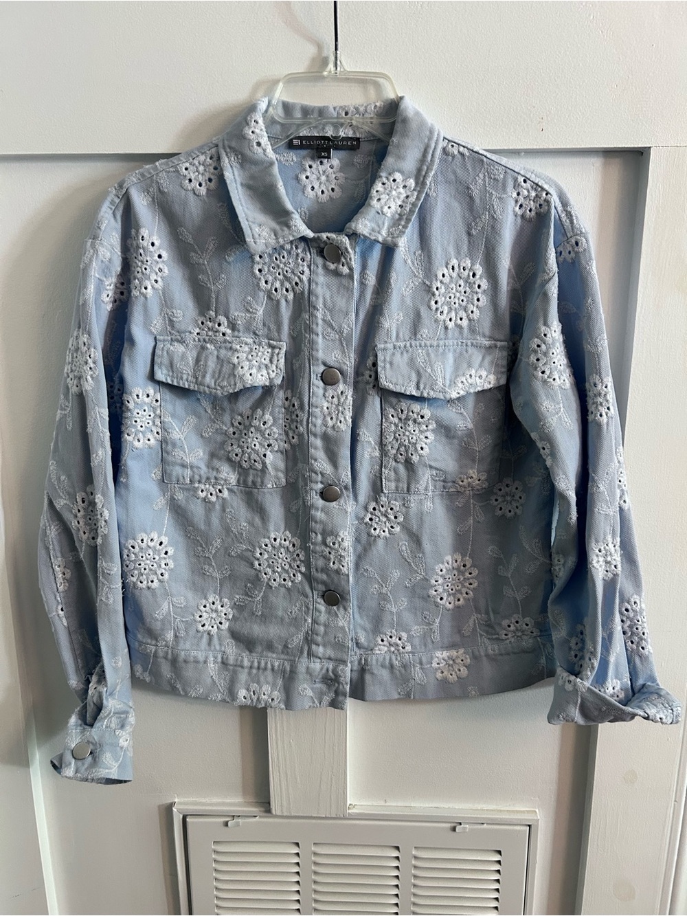 Elliott Lauren Eyelet Blue Jean Jacket White size Small